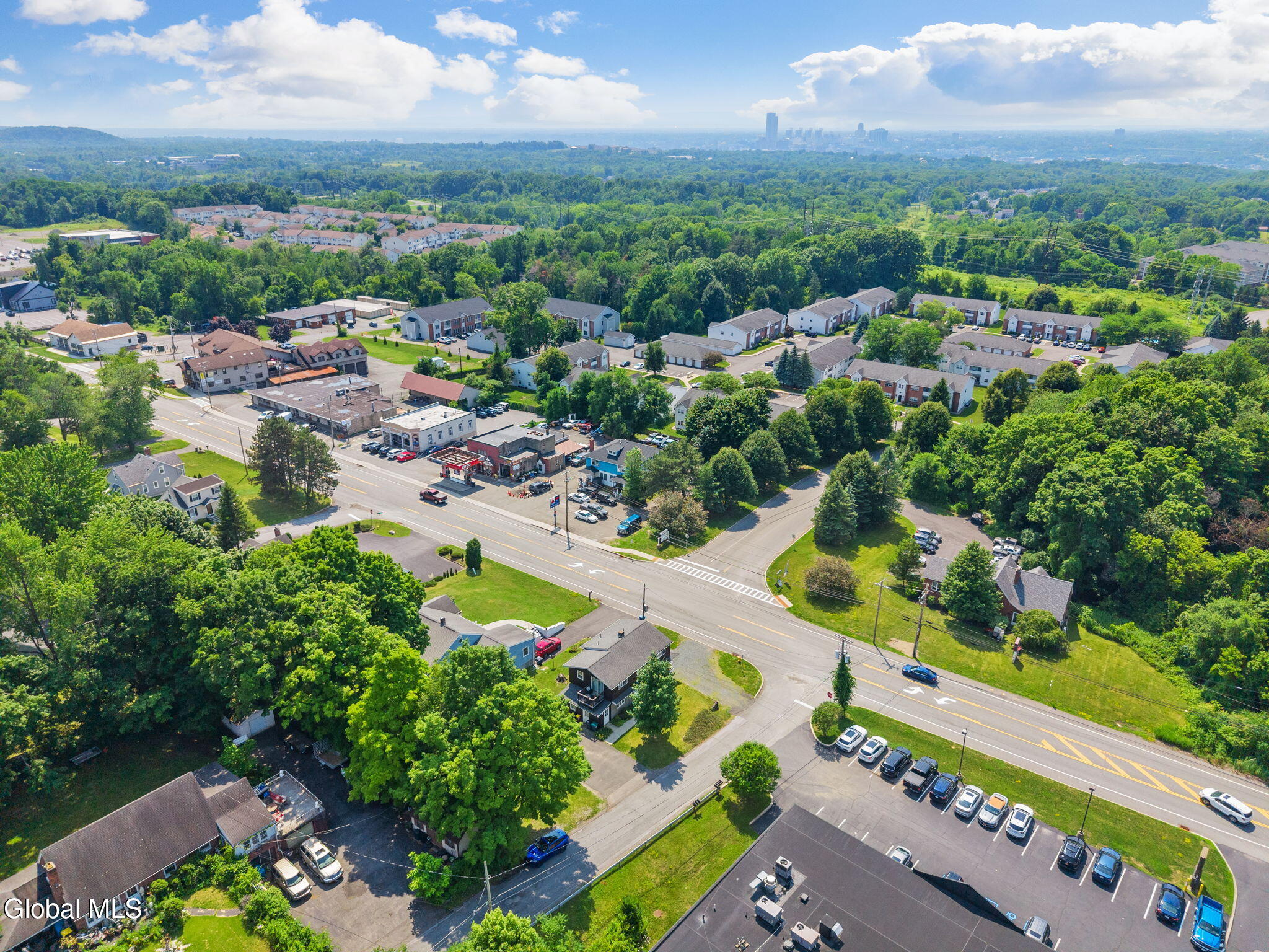 2 Sunset Road Rensselaer NY 12144