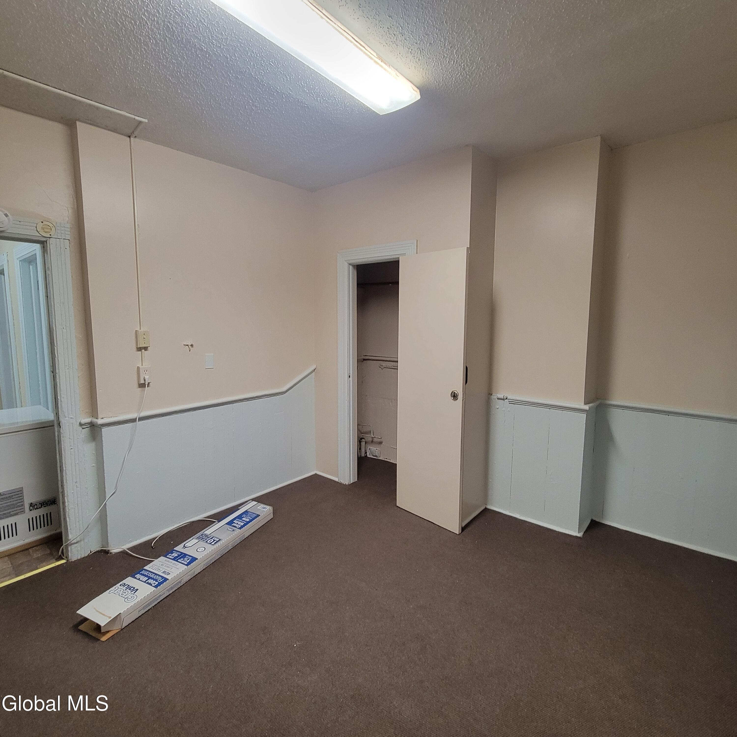 239 Colonie Street Albany NY 12210