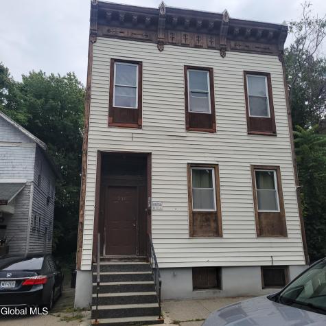 239 Colonie Street Albany NY 12210