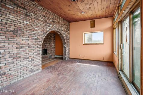 28 1st Street Albany NY 12210