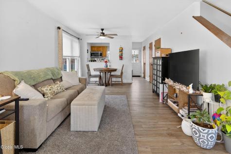 10 Pheasant Run Waterford NY 12188
