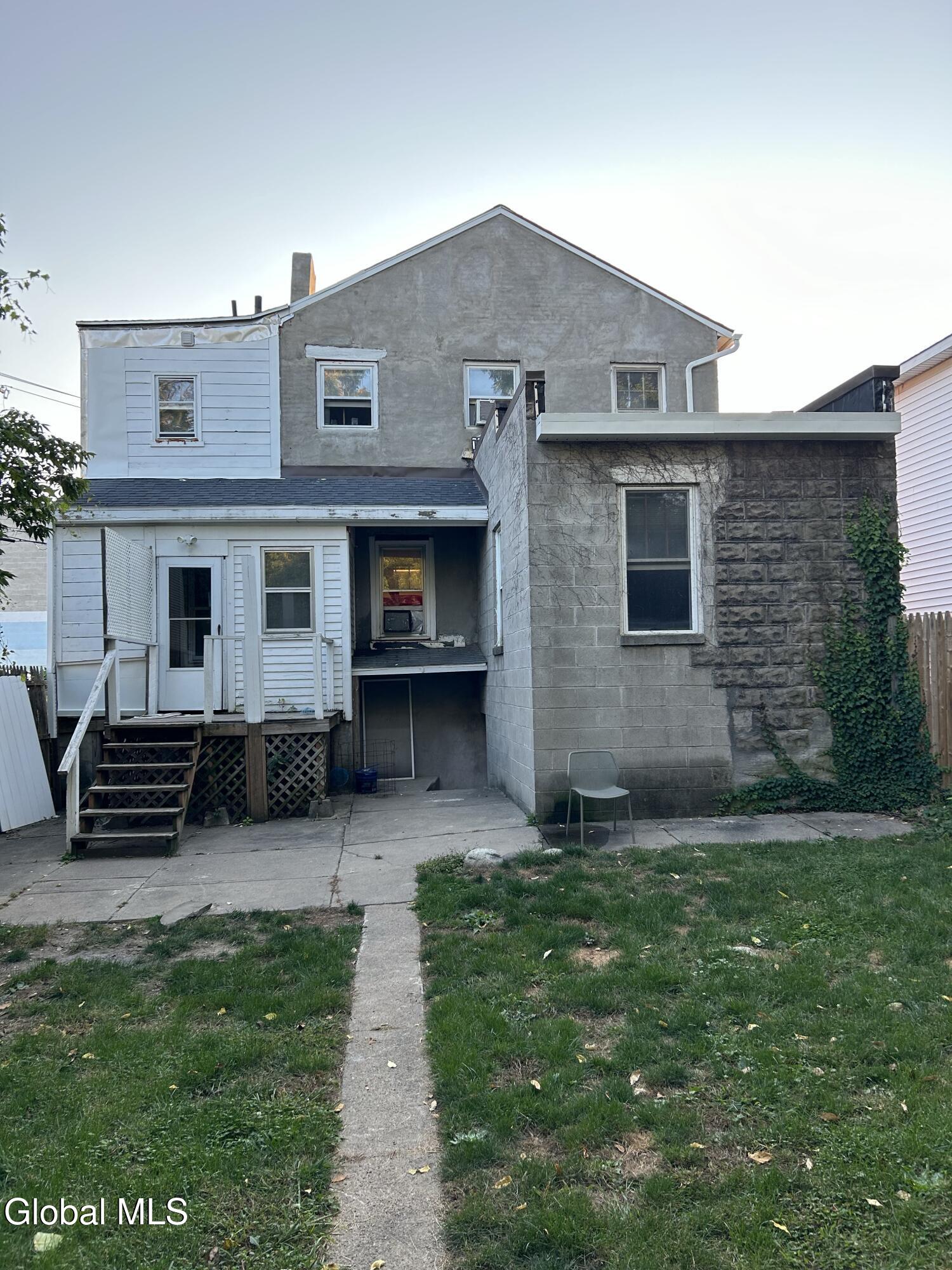 13 John Street Schenectady NY 12305