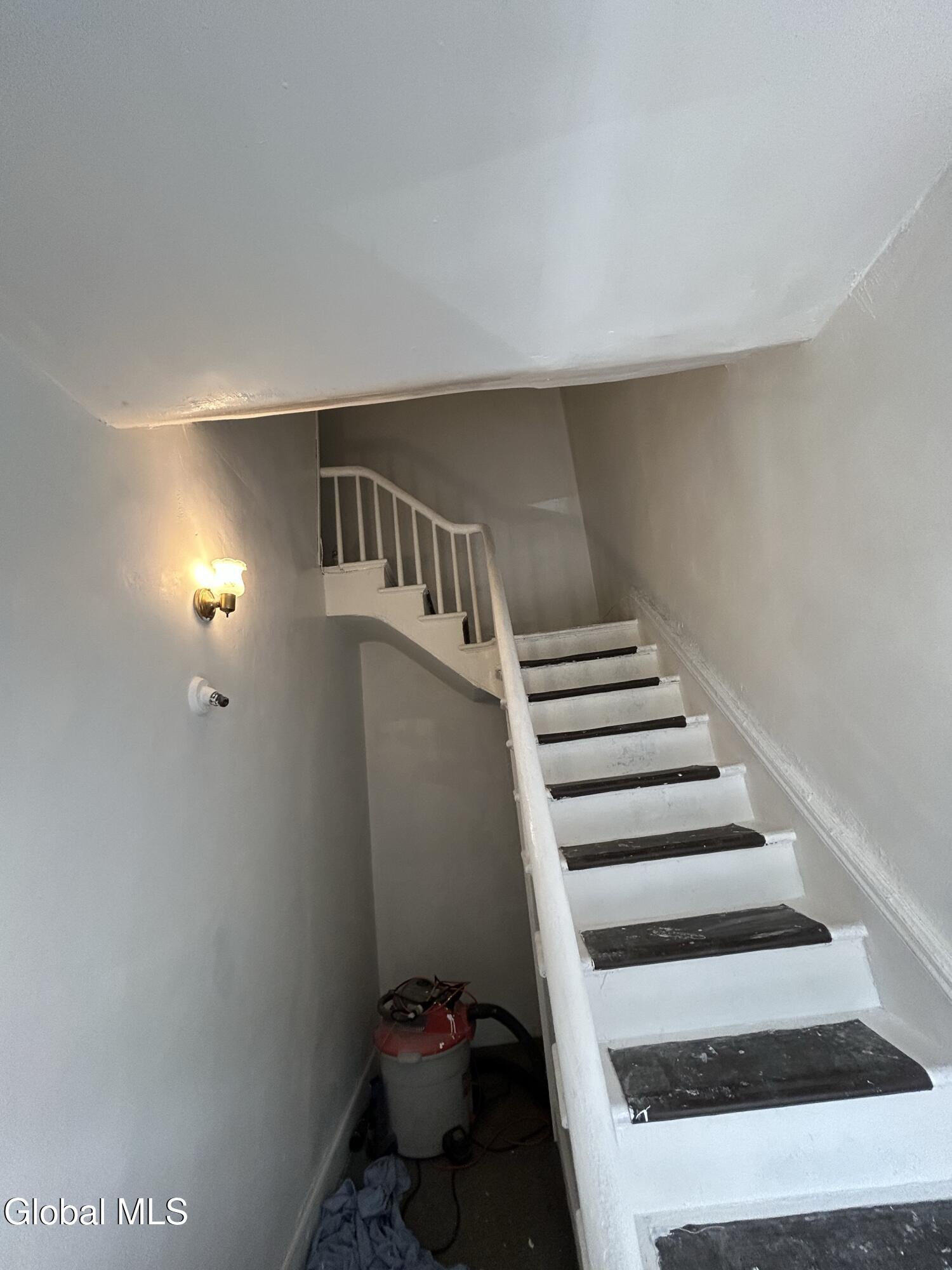 13 John Street Schenectady NY 12305