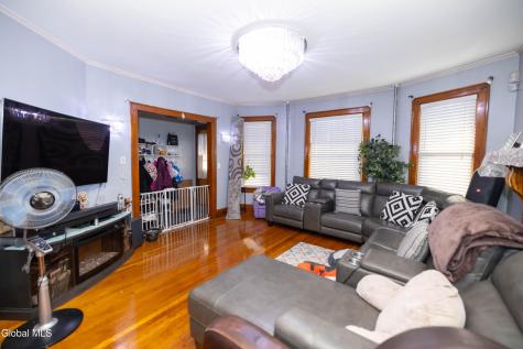 1719 Eastern Parkway Schenectady NY 12309