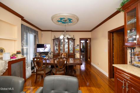1719 Eastern Parkway Schenectady NY 12309