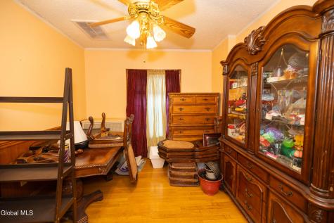 1719 Eastern Parkway Schenectady NY 12309