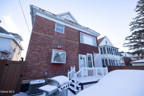 1719 Eastern Parkway Schenectady NY 12309