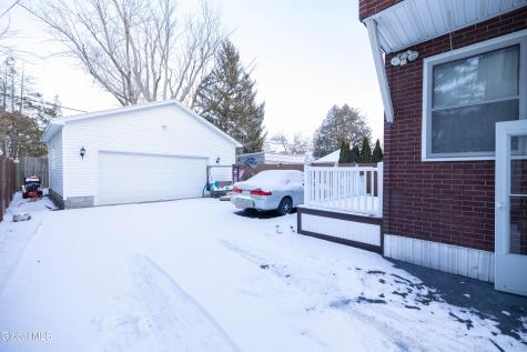 1719 Eastern Parkway Schenectady NY 12309
