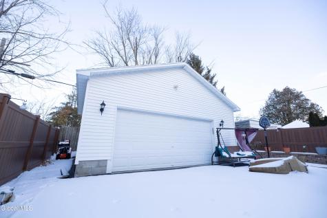 1719 Eastern Parkway Schenectady NY 12309