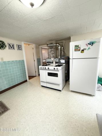 122 Hudson Avenue Cohoes NY 12047