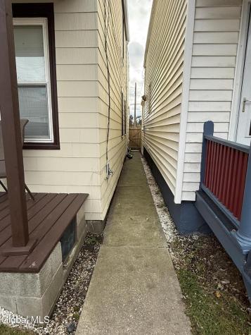 122 Hudson Avenue Cohoes NY 12047