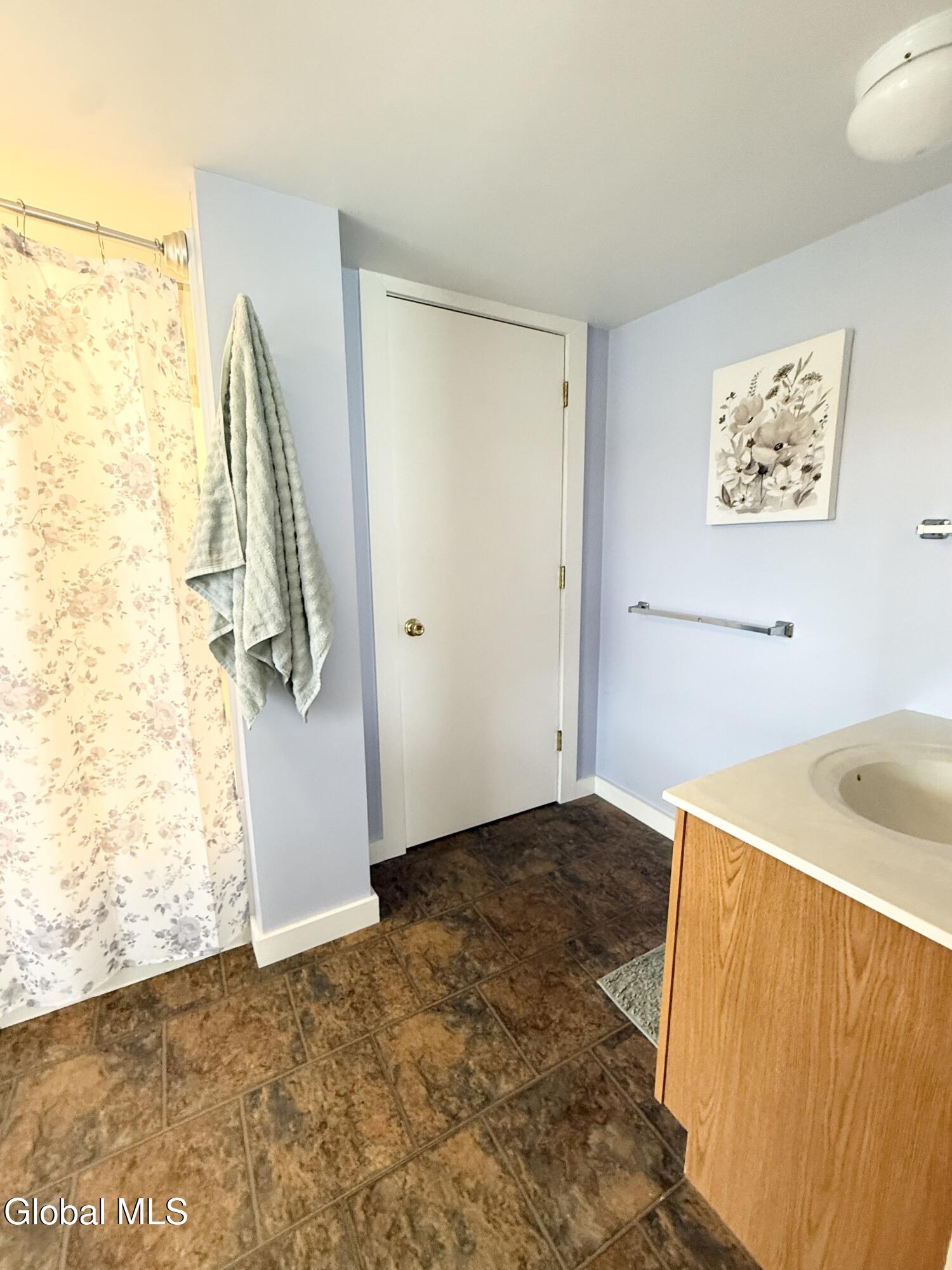 122 Hudson Avenue Cohoes NY 12047