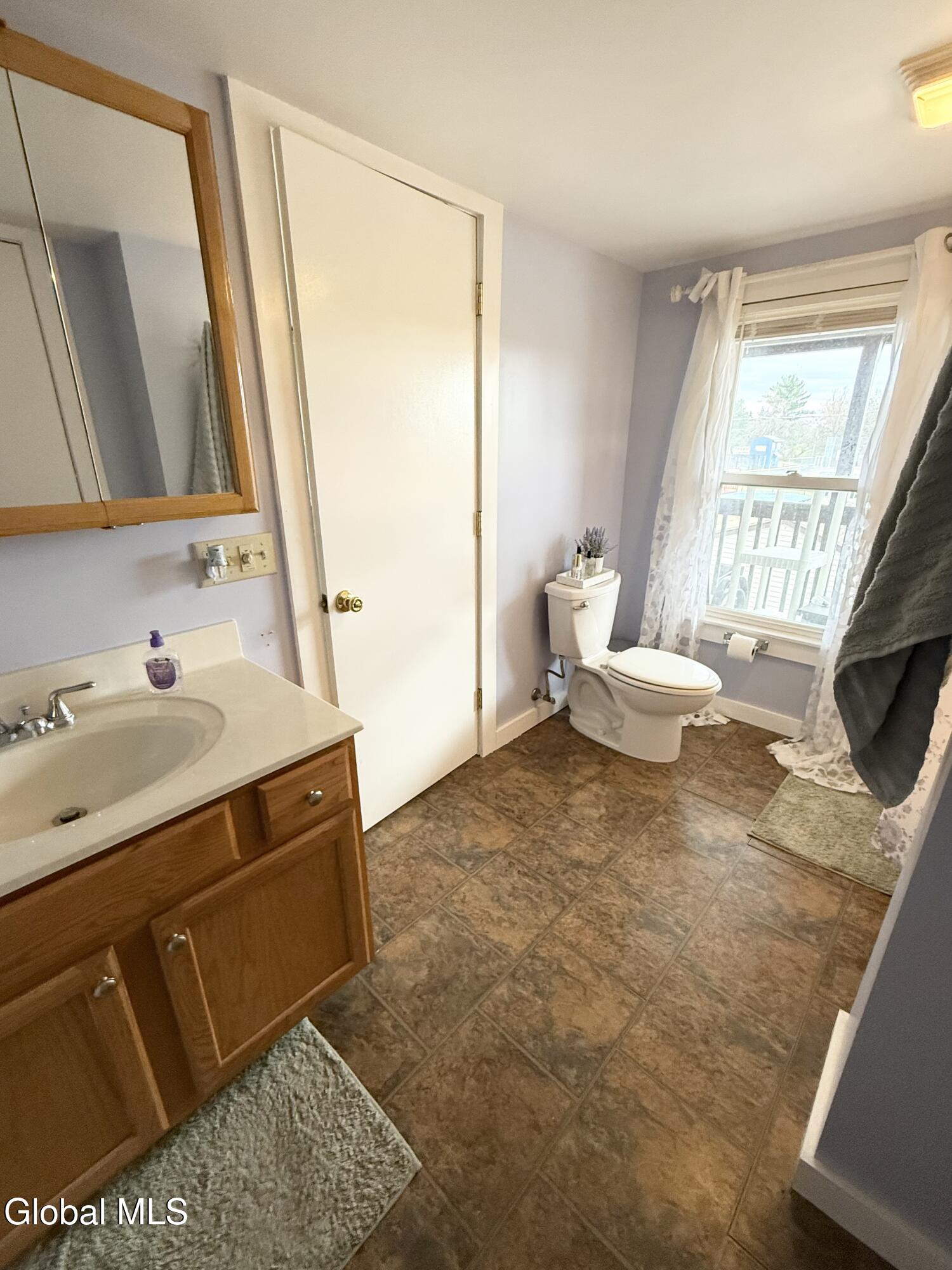 122 Hudson Avenue Cohoes NY 12047