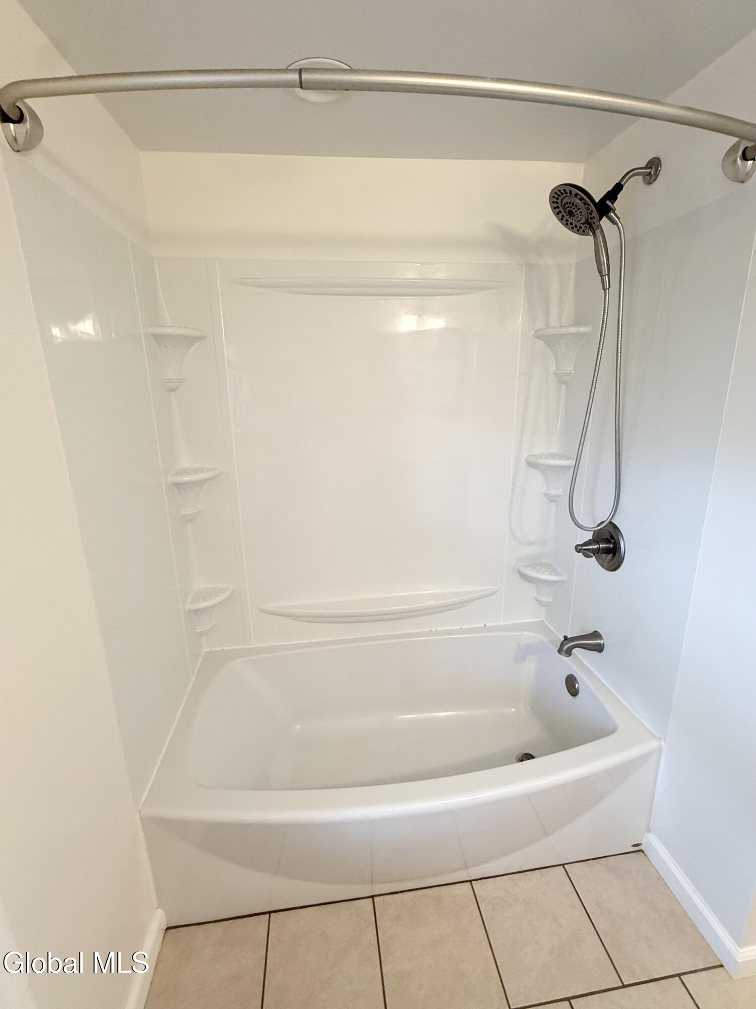 122 Hudson Avenue Cohoes NY 12047