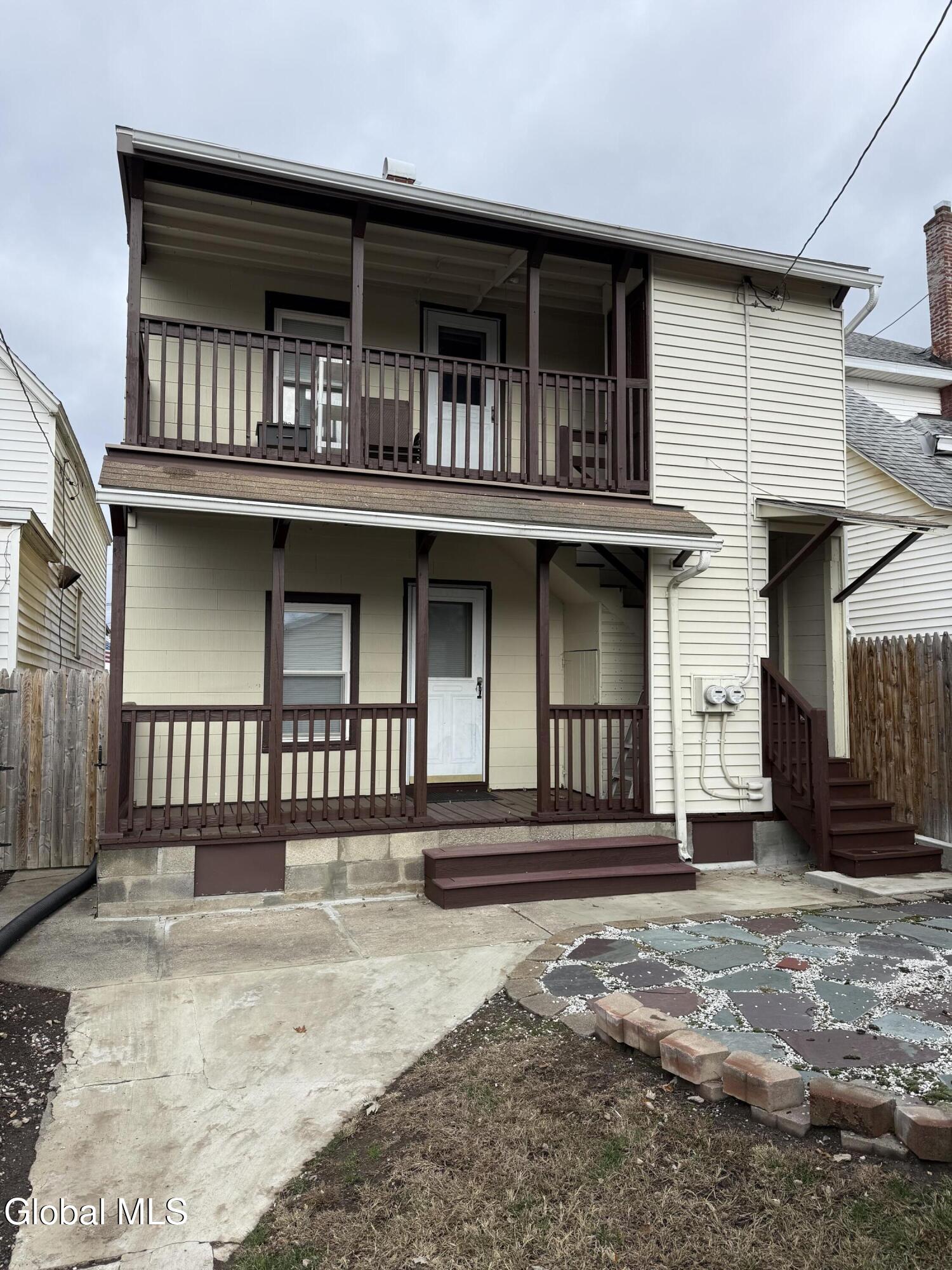 122 Hudson Avenue Cohoes NY 12047