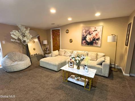 330 Broadway Rensselaer NY 12144