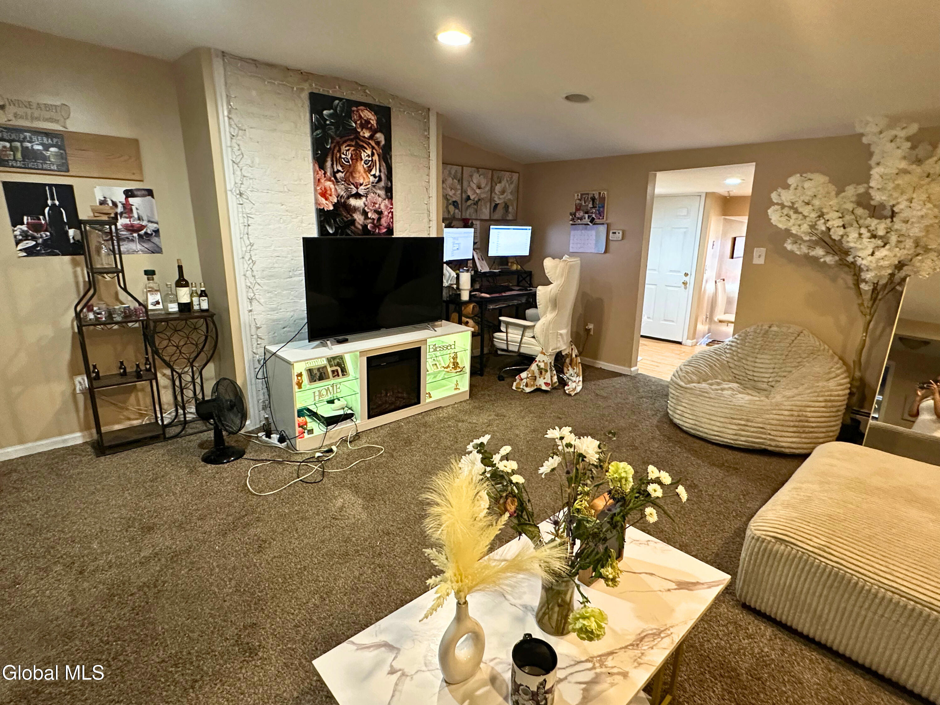330 Broadway Rensselaer NY 12144