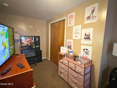 330 Broadway Rensselaer NY 12144