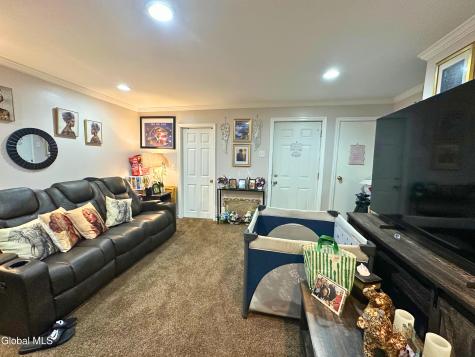 330 Broadway Rensselaer NY 12144