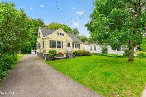48 Schoolhouse Road Guilderland NY 12203