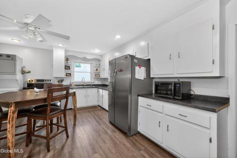 48 Schoolhouse Road Guilderland NY 12203