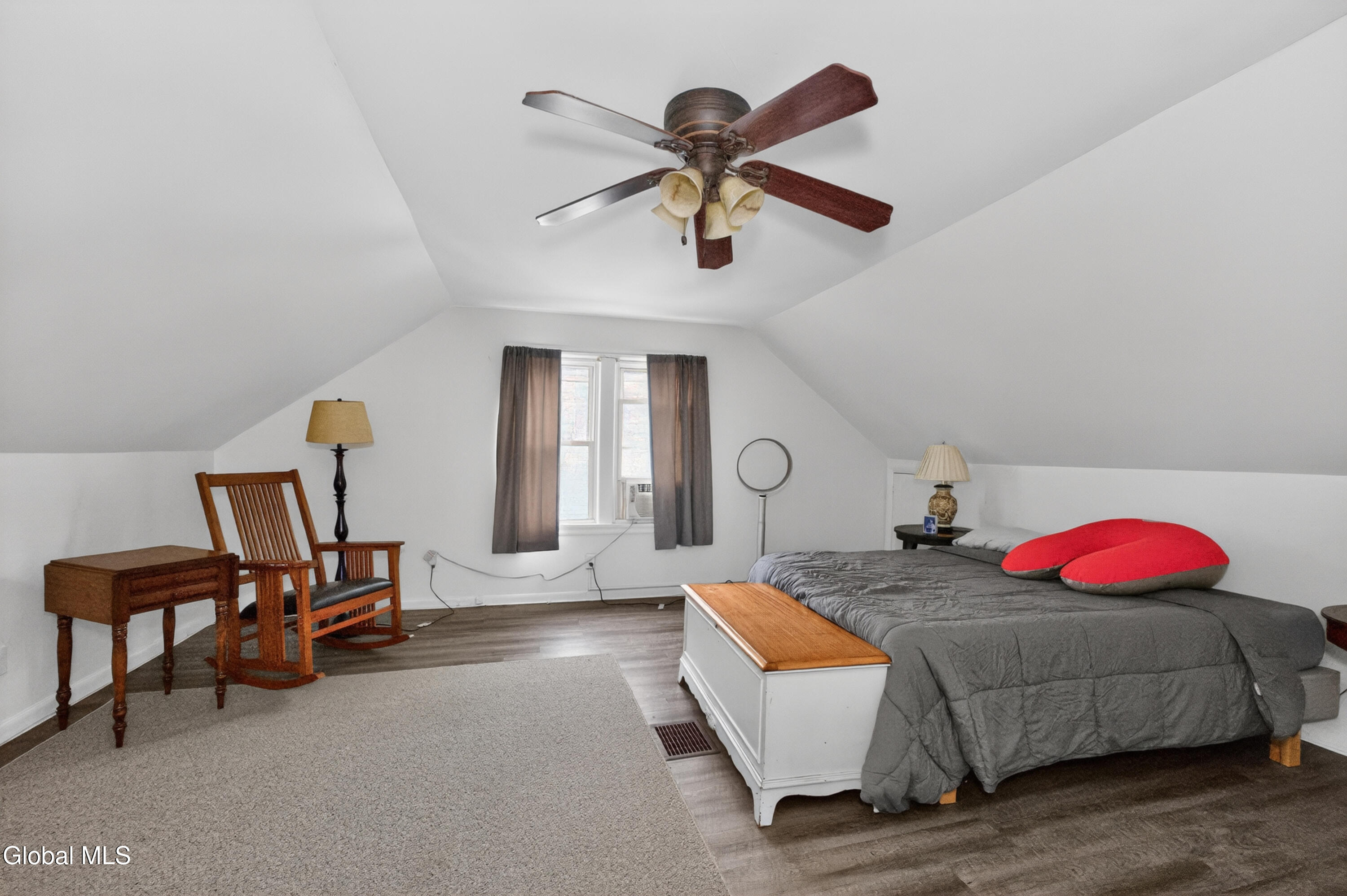 48 Schoolhouse Road Guilderland NY 12203