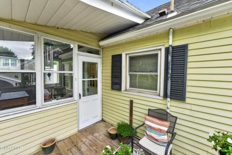 48 Schoolhouse Road Guilderland NY 12203