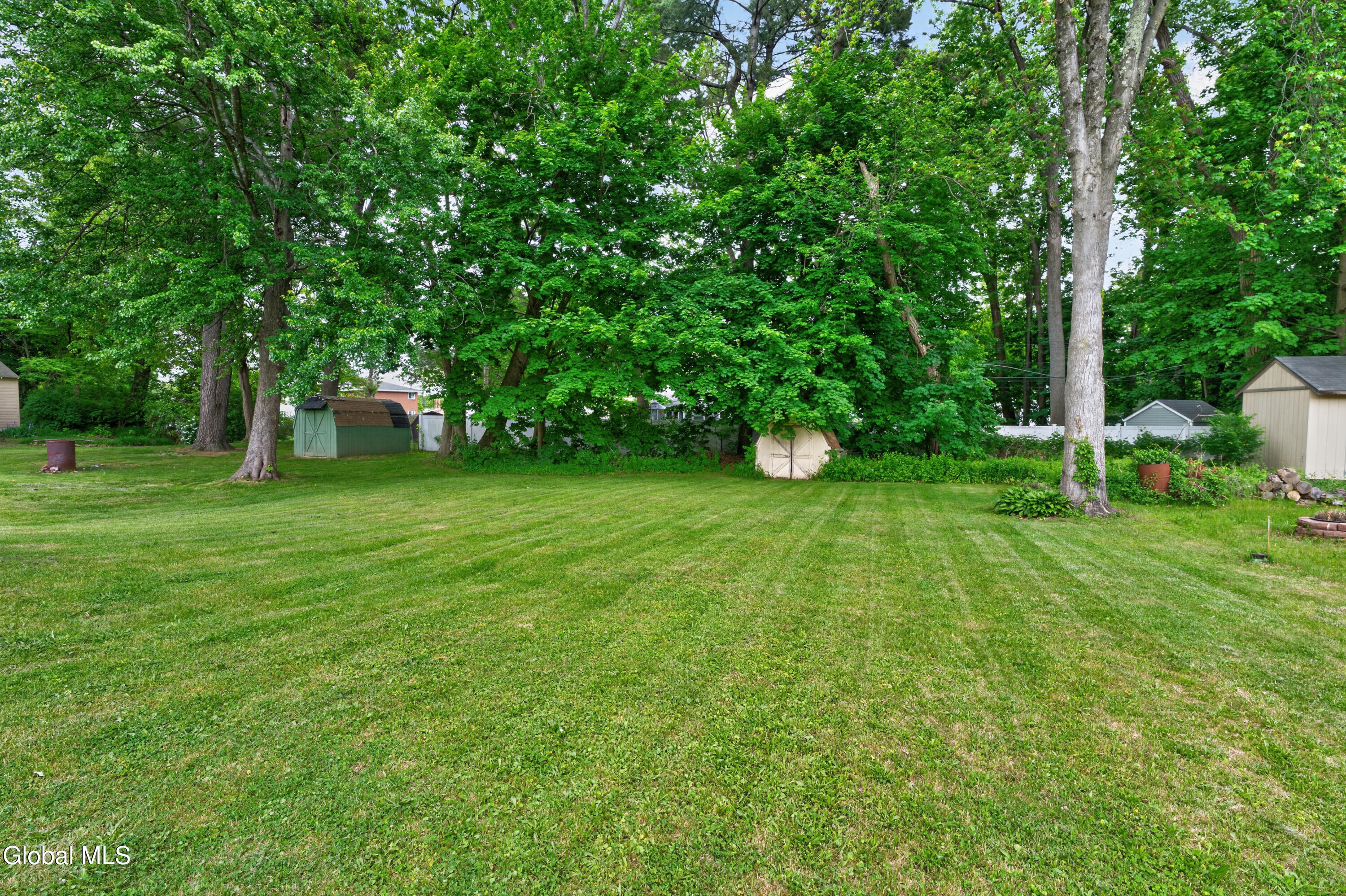 48 Schoolhouse Road Guilderland NY 12203