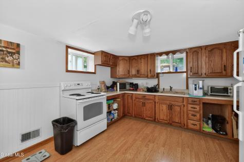 48 Schoolhouse Road Guilderland NY 12203