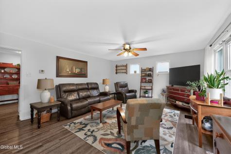 48 Schoolhouse Road Guilderland NY 12203