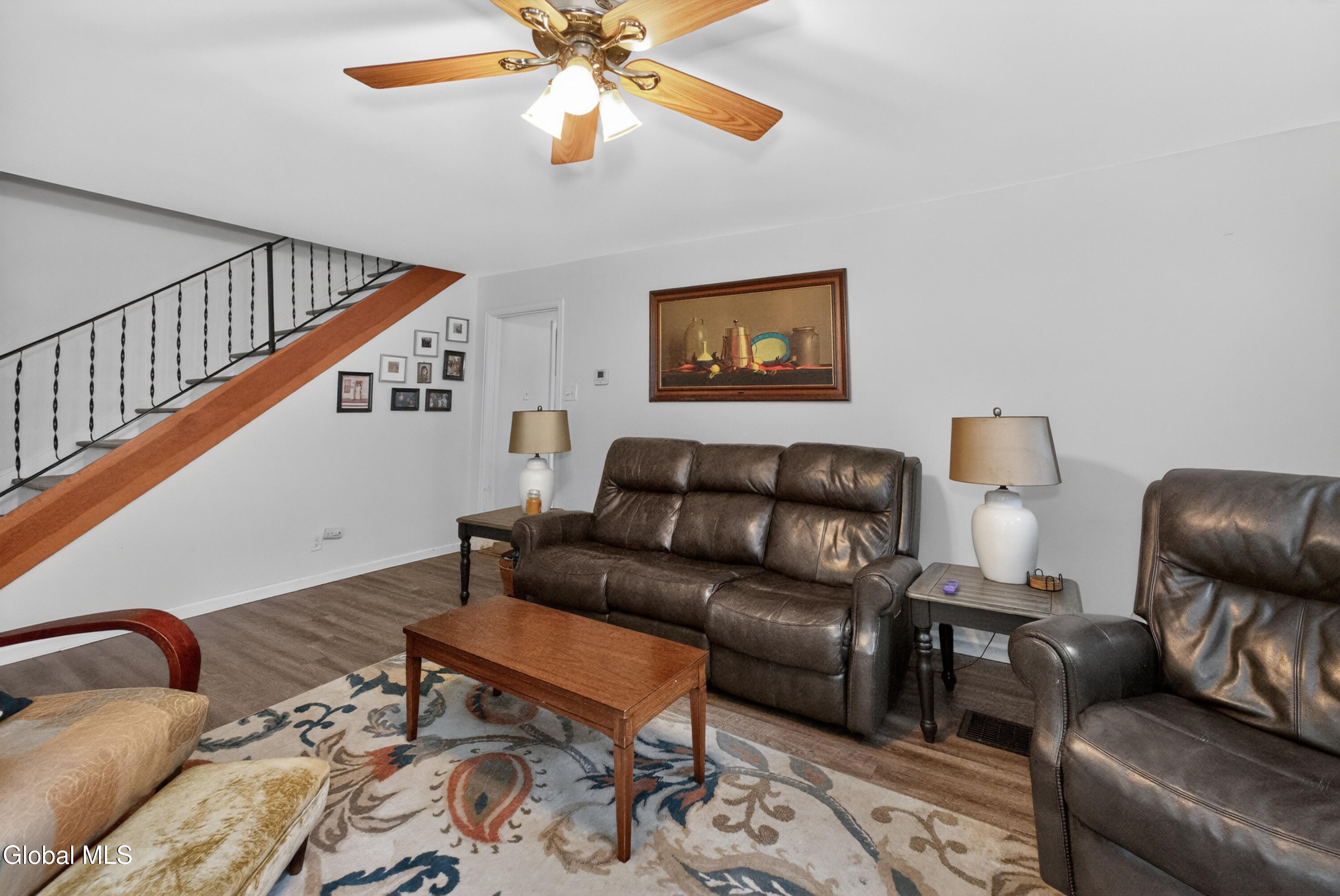48 Schoolhouse Road Guilderland NY 12203
