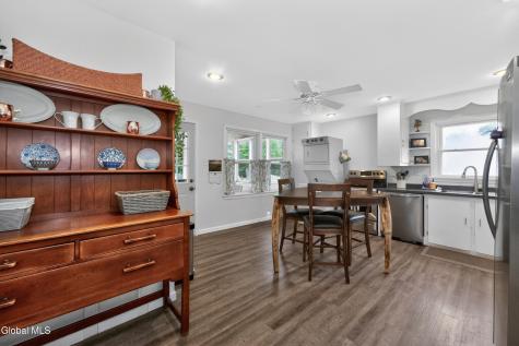 48 Schoolhouse Road Guilderland NY 12203