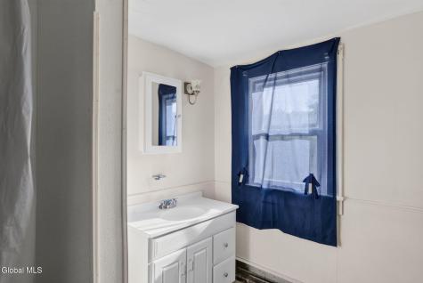 11 Pulver Avenue Ravena NY 12143