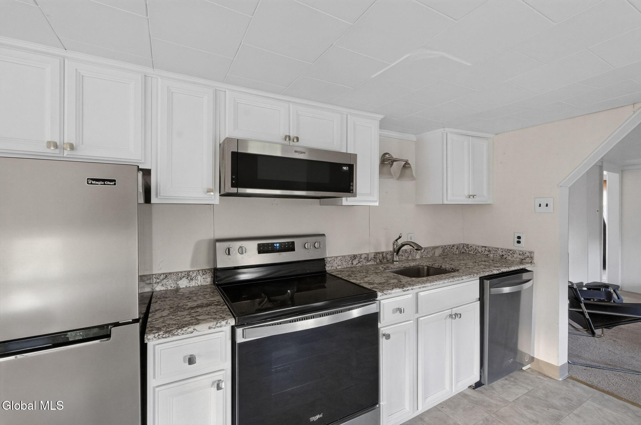 11 Pulver Avenue Ravena NY 12143