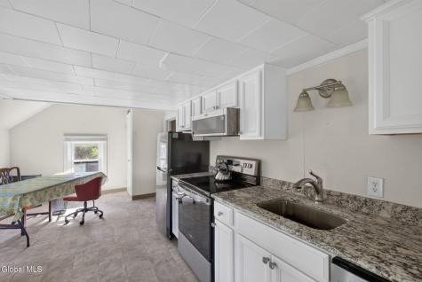 11 Pulver Avenue Ravena NY 12143