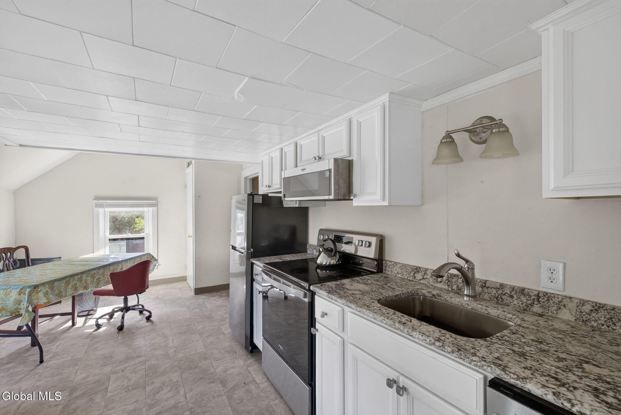 11 Pulver Avenue Ravena NY 12143