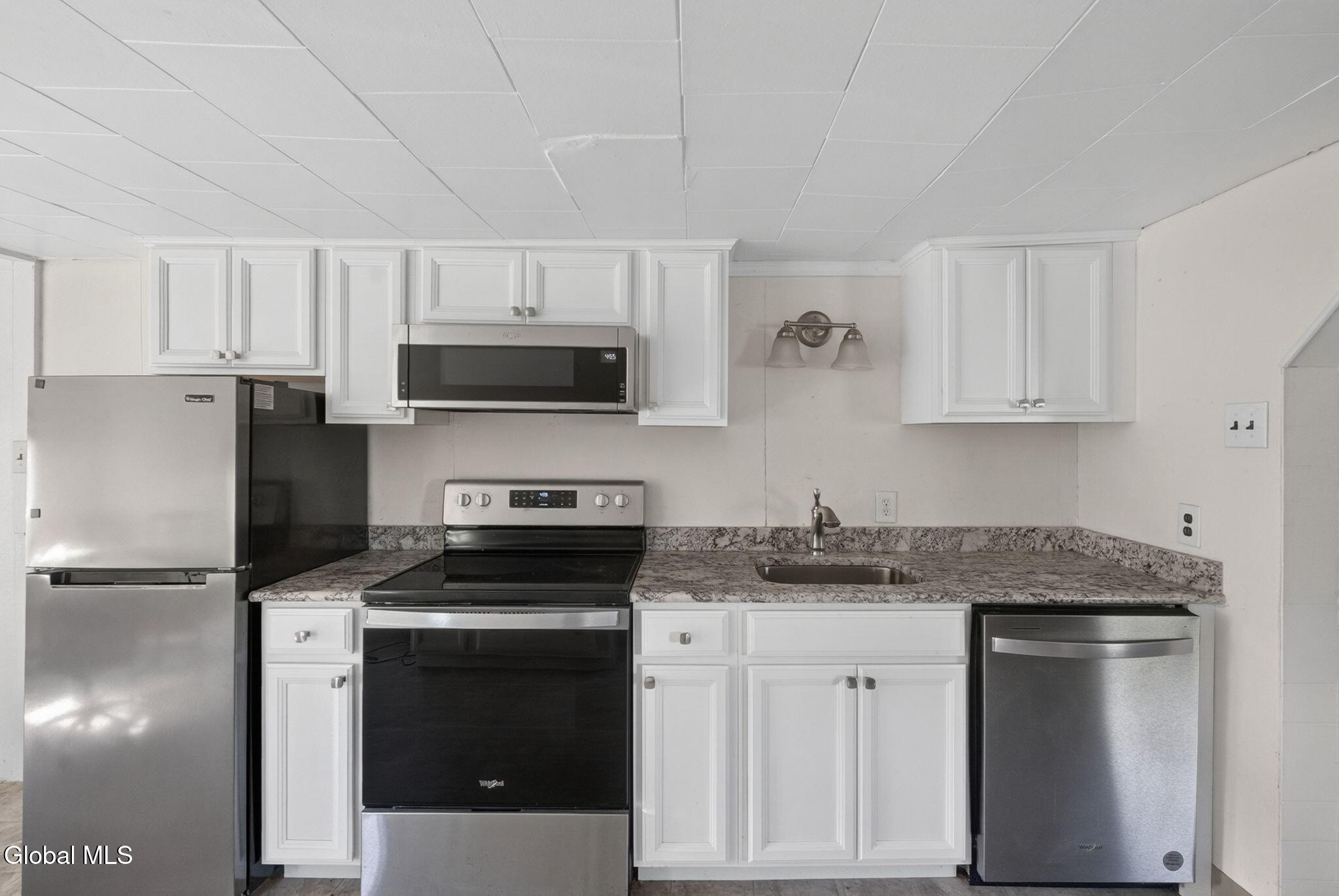 11 Pulver Avenue Ravena NY 12143