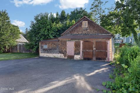 11 Pulver Avenue Ravena NY 12143