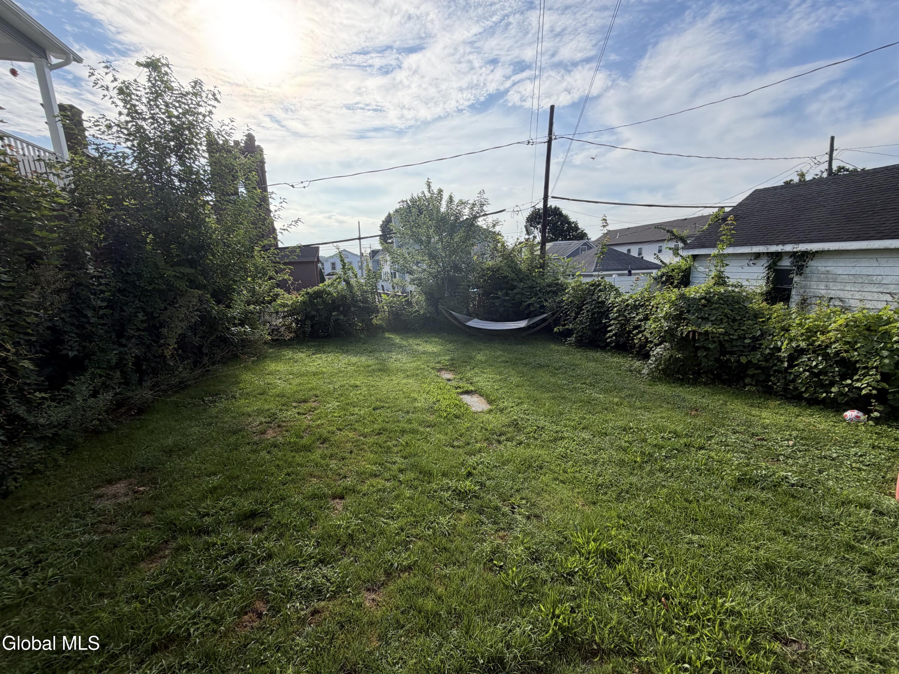 577 6th Avenue Watervliet NY 12189