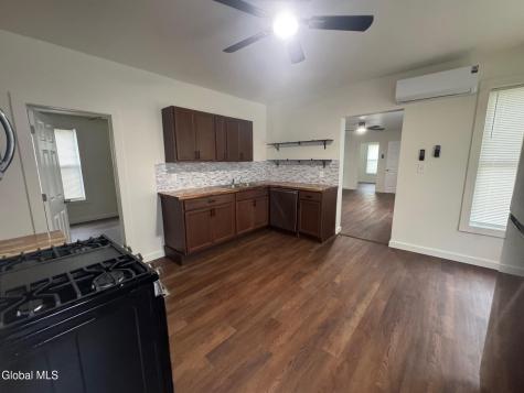 577 6th Avenue Watervliet NY 12189