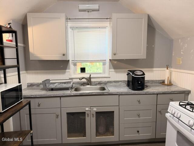 16 Mapleridge Avenue Albany NY 12209