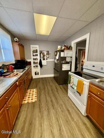 16 Mapleridge Avenue Albany NY 12209