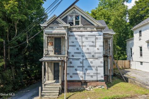 11 Summit Avenue Catskill NY 12414