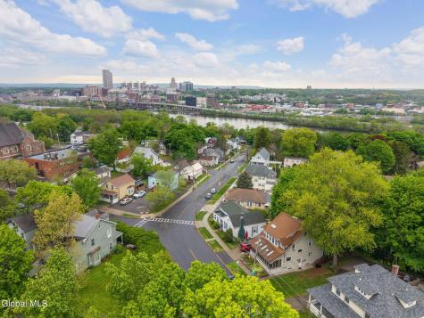 57 Washington Avenue Rensselaer NY 12144