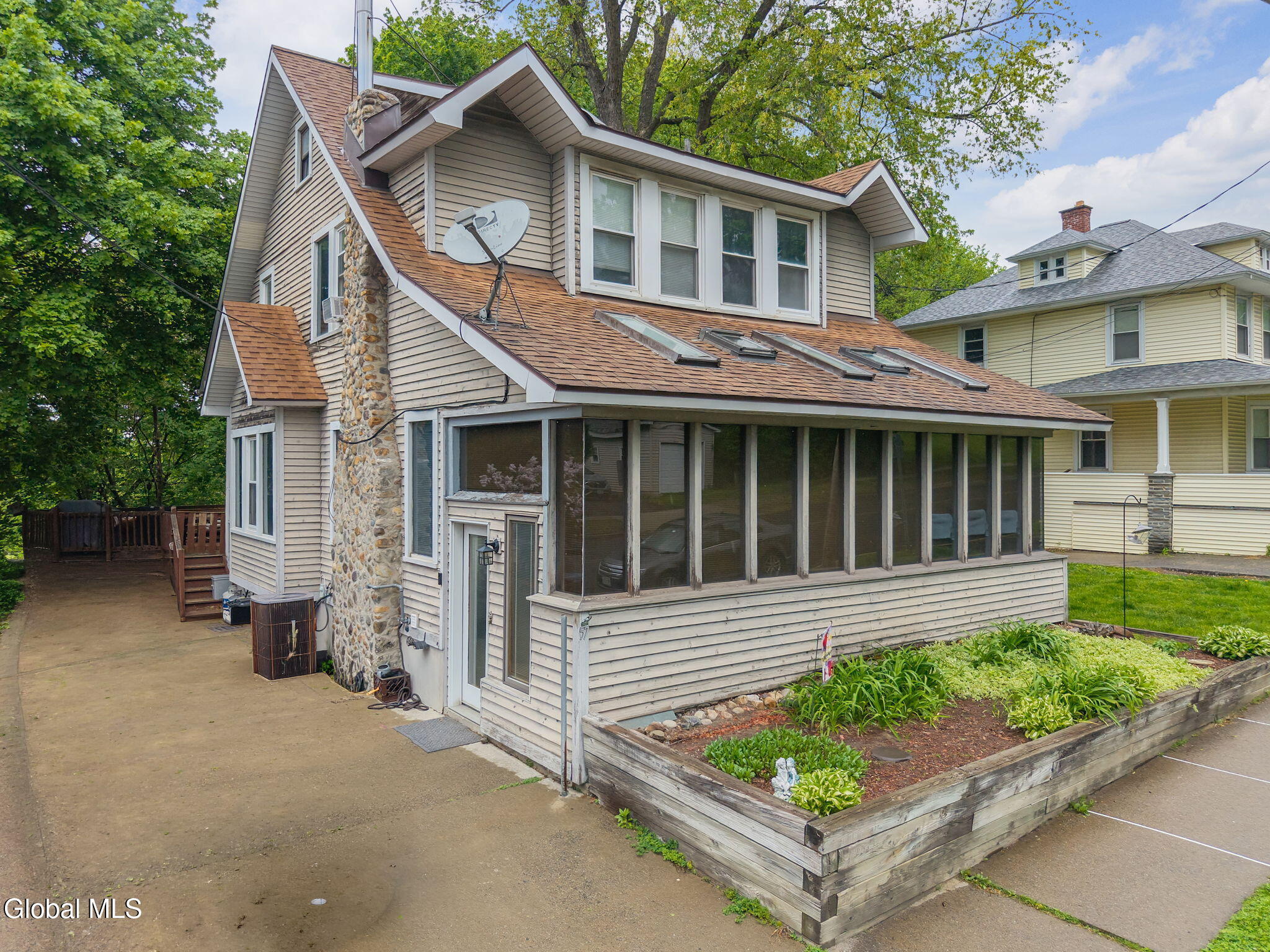57 Washington Avenue Rensselaer NY 12144