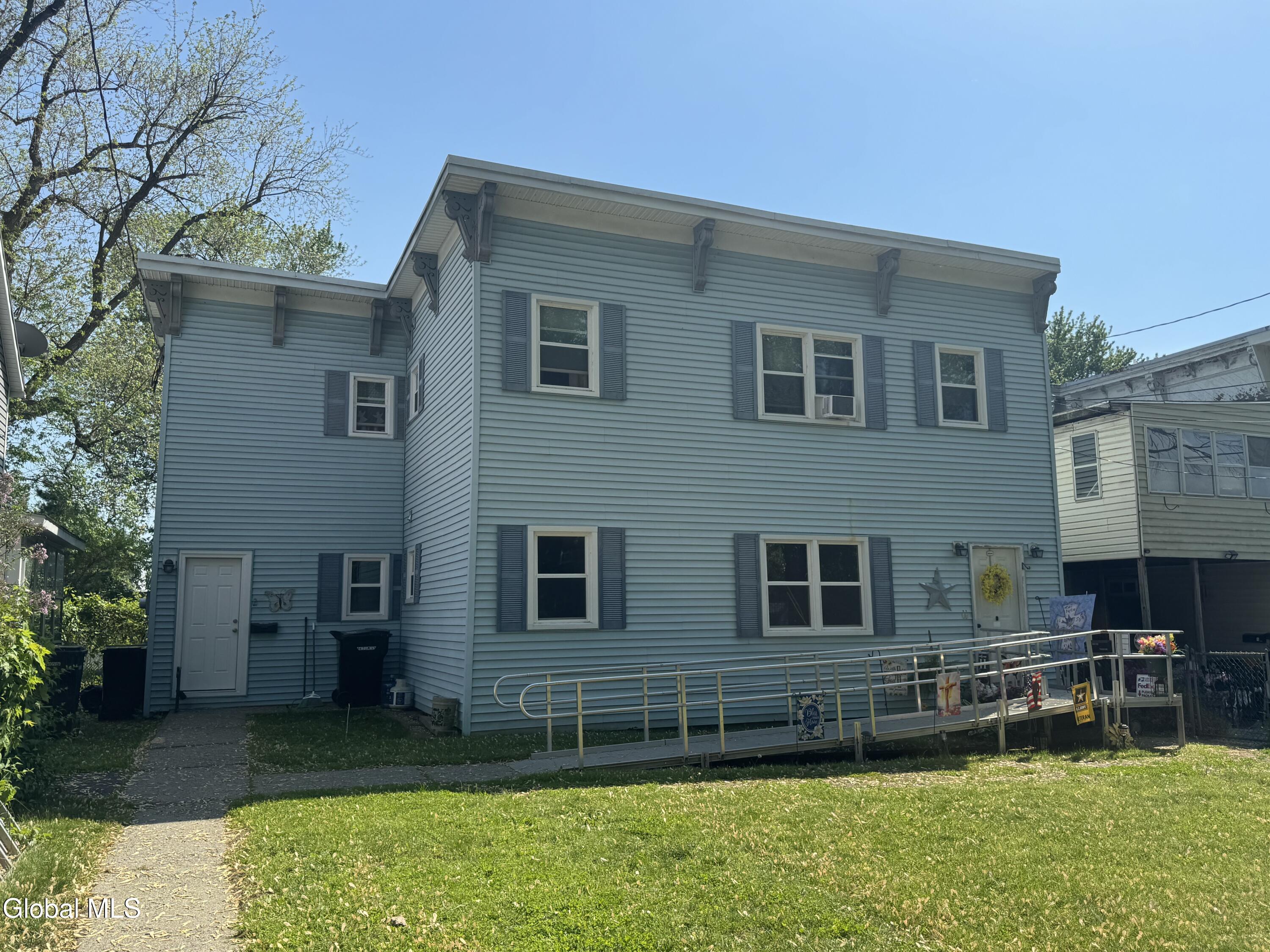 2 Mcloughlin Lane Troy NY 12180
