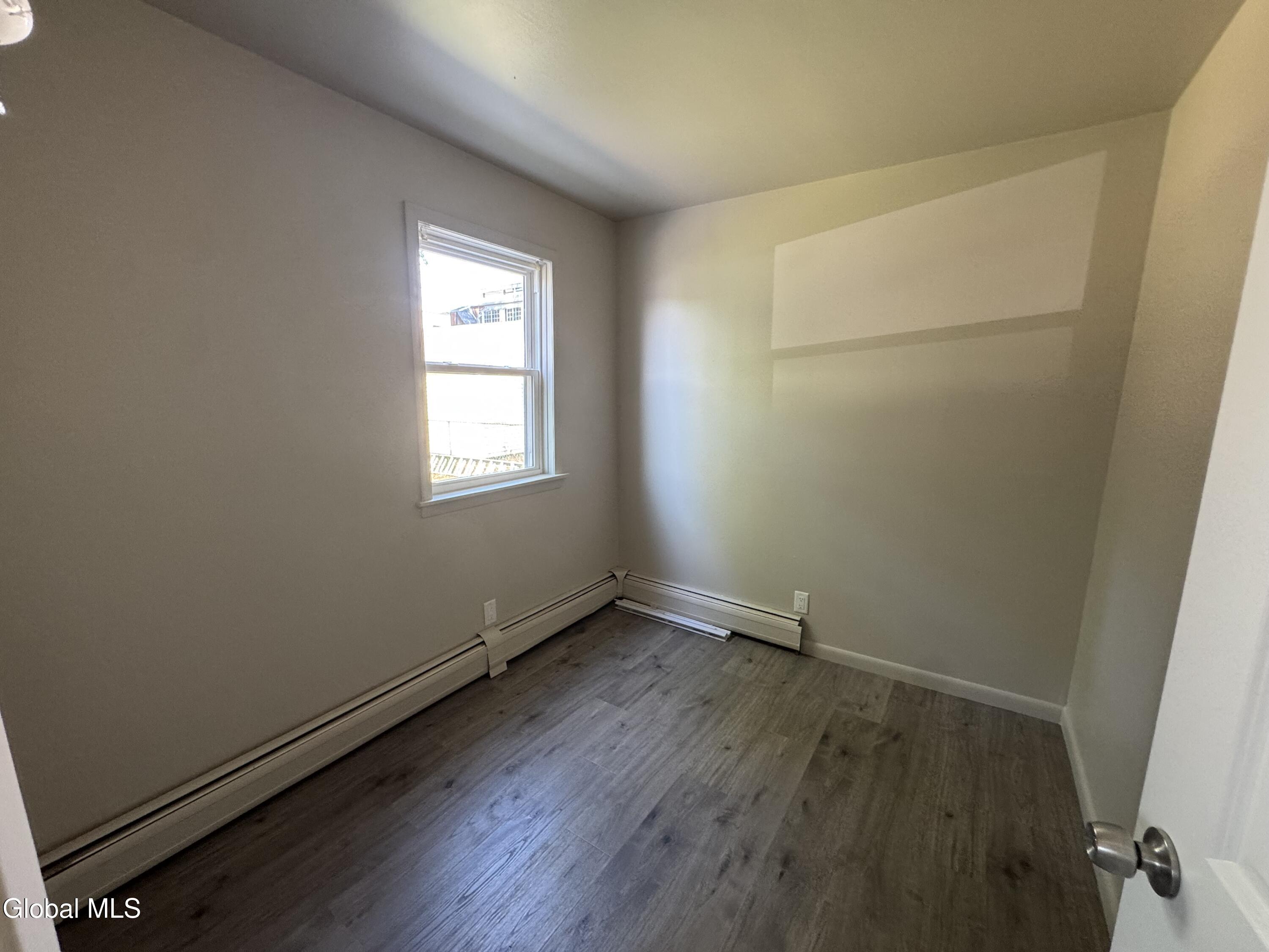 2 Mcloughlin Lane Troy NY 12180