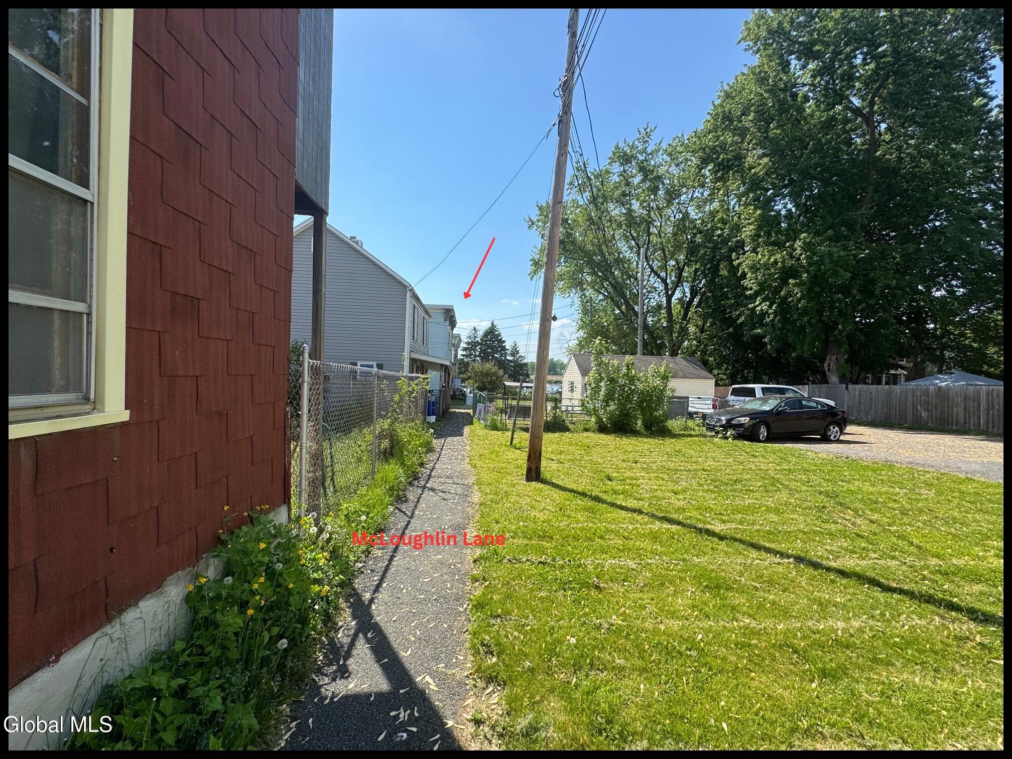 2 Mcloughlin Lane Troy NY 12180