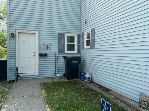 2 Mcloughlin Lane Troy NY 12180