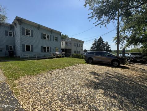 2 Mcloughlin Lane Troy NY 12180